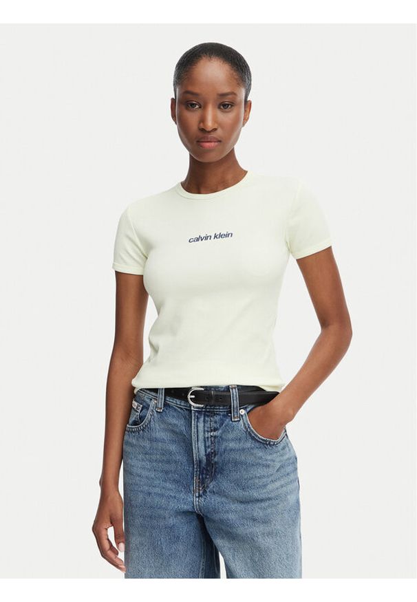 Calvin Klein Jeans T-Shirt LV047G816G Kremowy Slim Fit. Kolor: kremowy. Materiał: bawełna