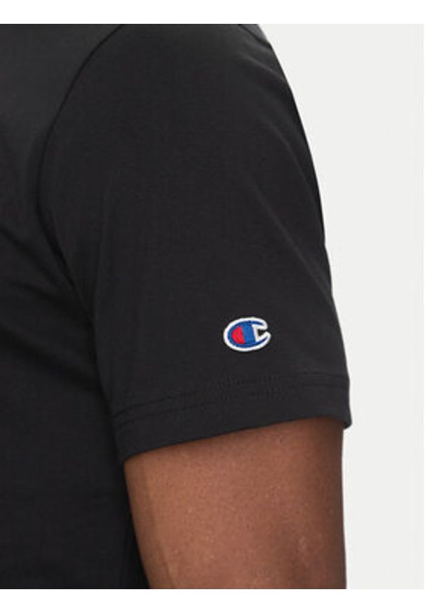 Champion T-Shirt 220761 Czarny Loose Fit. Kolor: czarny. Materiał: bawełna