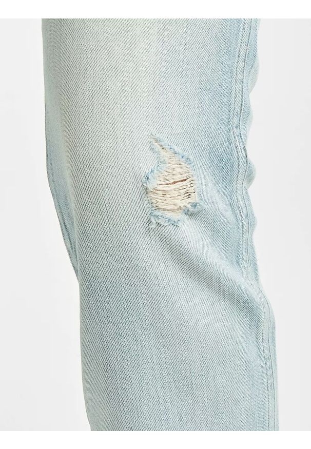 Wrangler - WRANGLER RETRO SKINNY ICY BLUE W253FH243 112127985. Styl: retro