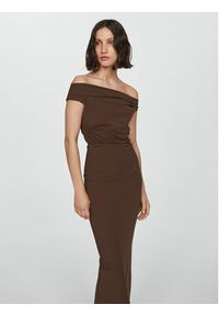 mango - Mango Sukienka koktajlowa Twisted 67085747 Brązowy Slim Fit. Kolor: brązowy. Materiał: wiskoza. Styl: wizytowy #2