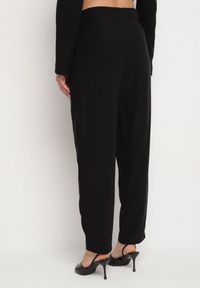 Born2be - Czarne Garniturowe Spodnie z Modalu z Wysokim Stanem Mavice. Okazja: na spotkanie biznesowe, na co dzień. Stan: podwyższony. Kolor: czarny. Styl: casual, elegancki, biznesowy #5