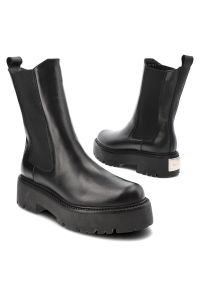 Czarne Botki Carinii Stylowe Wsuwane Workery Damskie. Okazja: na co dzień. Zapięcie: bez zapięcia. Kolor: czarny. Materiał: skóra. Styl: elegancki #6
