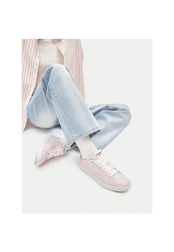 Sneakersy Reebok. Kolor: różowy