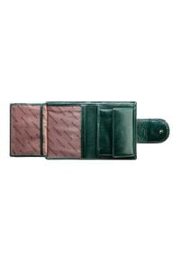 Wittchen - Damski portfel ze skóry lakierowany z ozdobną napą ciemny zielony. Kolor: zielony. Materiał: skóra, lakier. Wzór: aplikacja #6
