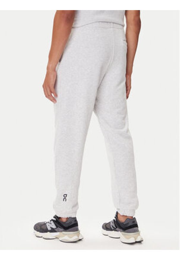 On Spodnie dresowe Club Pants 1ME1004 Szary Relaxed Fit. Kolor: szary. Materiał: bawełna
