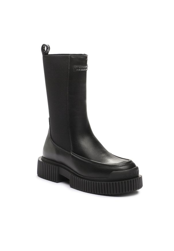 Botki Armani Exchange Anfibi XDN027 XV747 K001 Black/Black. Kolor: czarny. Materiał: skóra