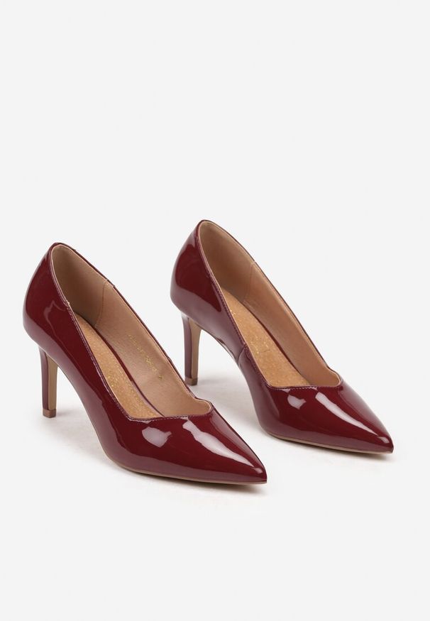 Renee - Bordowe Eleganckie Czółenka na Szpilce z Wkładką ze Skóry Naturalnej Lerianna. Kolor: czerwony. Materiał: skóra. Obcas: na szpilce. Styl: elegancki