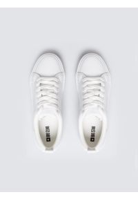 Big-Star - Trampki damskie ze skóry ekologicznej białe RR274315 101. Okazja: na co dzień. Nosek buta: okrągły. Kolor: biały. Materiał: skóra ekologiczna. Styl: casual, elegancki, klasyczny #5