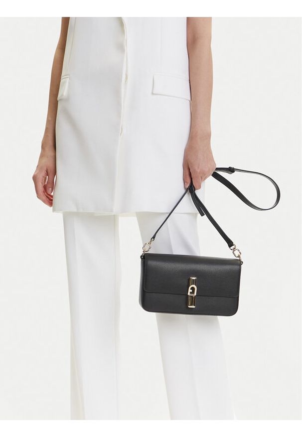 Furla Torebka WB01826 ARE000 CN O6000 Czarny. Kolor: czarny. Materiał: skórzane