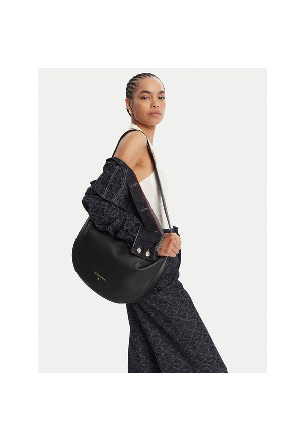 Torebka Patrizia Pepe. Kolor: czarny