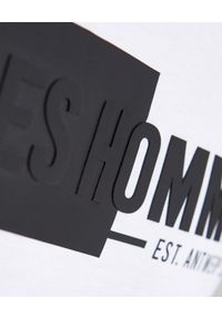 Les Hommes - LES HOMMES - Biały t-shirt z logo. Okazja: na co dzień. Kolor: biały. Materiał: jeans, bawełna. Wzór: nadruk. Styl: klasyczny, casual #2