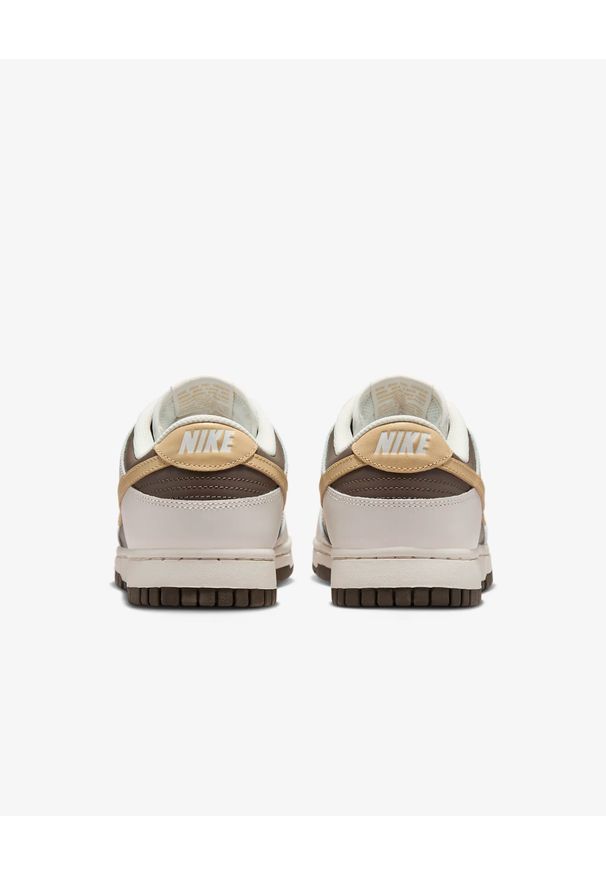 Sneakersy damskie Nike Dunk Low. Kolor: beżowy