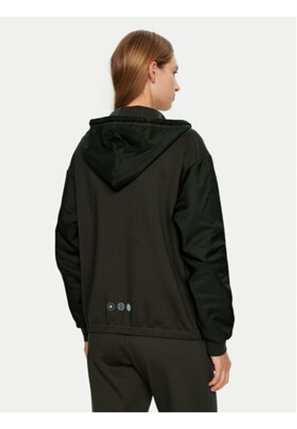 Champion Bluza 117474 Zielony Regular Fit. Kolor: zielony. Materiał: syntetyk