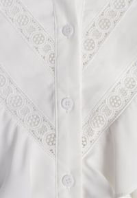 Born2be - Biała Koszula z Ozdobnym Kołnierzem z Falbaną Acitani. Typ kołnierza: kołnierz z falbankami. Kolor: biały. Materiał: tkanina, koronka. Długość rękawa: długi rękaw. Długość: długie. Wzór: gładki #8