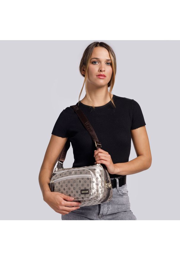 Wittchen - Damska listonoszka z żakardu z monogramem i skóry. Kolor: beżowy. Materiał: skórzane. Styl: elegancki