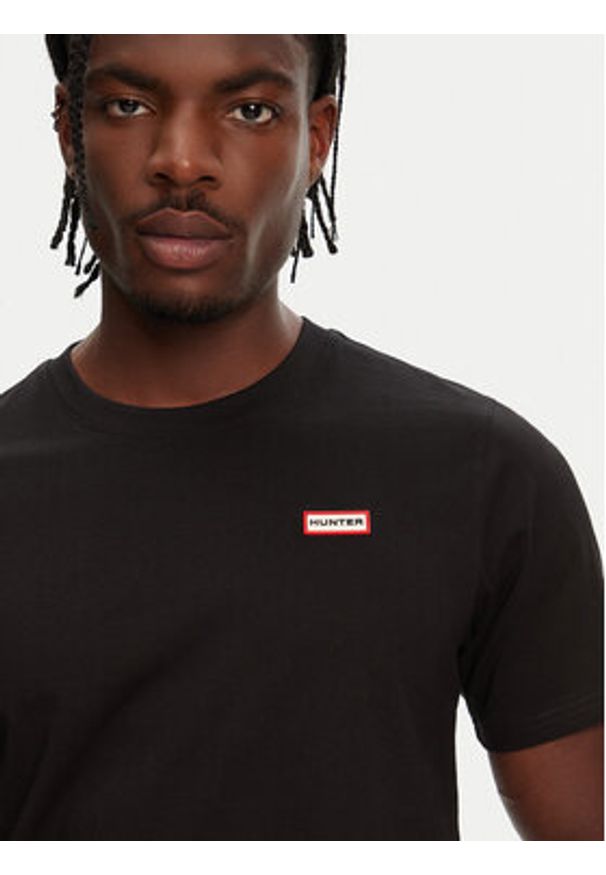 Hunter T-Shirt Raasay Graphic HARM0034251 Czarny Regular Fit. Kolor: czarny. Materiał: bawełna