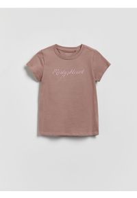 Reserved - T-shirt z wypukłym napisem - brązowy. Kolor: brązowy. Materiał: bawełna. Wzór: napisy