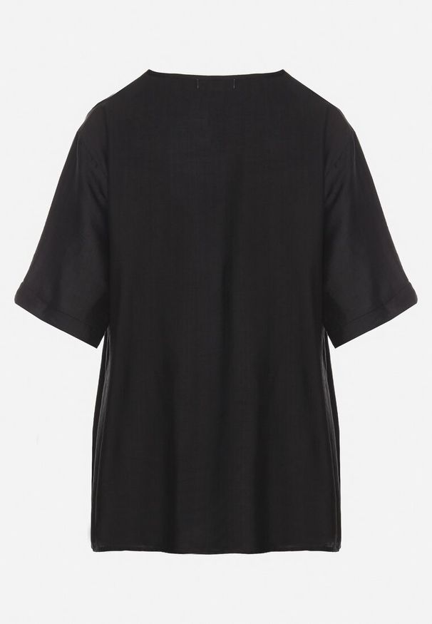 Born2be - Czarna Bawełniana Bluzka z Ozdobnym Haftem Rinevra. Okazja: na co dzień. Kolor: czarny. Materiał: bawełna. Długość rękawa: krótki rękaw. Długość: krótkie. Wzór: haft. Styl: casual