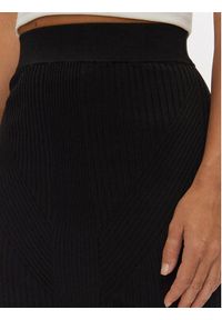 Guess Spódnica ołówkowa Isabella W4BD52 Z3HP2 Czarny Slim Fit. Kolor: czarny. Materiał: wiskoza