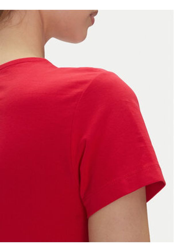 JDY Sukienka codzienna Ava 15321069 Czerwony Regular Fit. Okazja: na co dzień. Kolor: czerwony. Materiał: bawełna. Typ sukienki: proste. Styl: casual