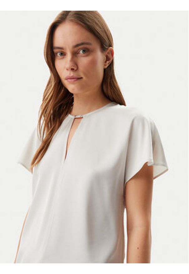 Calvin Klein Bluzka K20K208191 Szary Regular Fit. Kolor: szary. Materiał: satyna, wiskoza