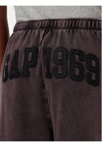 GAP - Gap Spodnie dresowe 672610-02 Brązowy Baggy Fit. Kolor: brązowy. Materiał: bawełna #3
