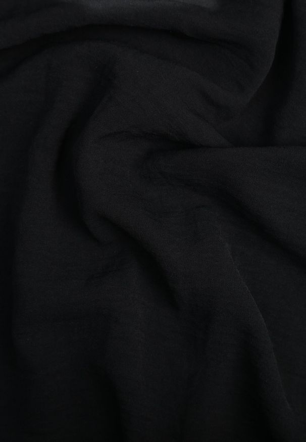 Born2be - Czarna Sukienka o Pudełkowym Kroju z Bawełną i Odkrytymi Plecami Antice. Okazja: na co dzień, na imprezę, do pracy. Kolor: czarny. Materiał: bawełna. Typ sukienki: proste. Styl: wakacyjny, casual