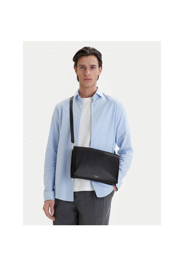 DOLCE & GABBANA - Saszetka Dolce&Gabbana. Kolor: czarny