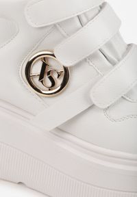 Born2be - Białe Botki Vices w Stylu Sneakersów na Platformie Afirriva. Okazja: na co dzień. Zapięcie: rzepy. Kolor: biały. Materiał: jeans. Wzór: aplikacja. Obcas: na platformie. Wysokość obcasa: średni #2