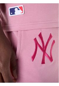 New Era Szorty sportowe New York Yankees MLB League Essential 60596183 Różowy Regular Fit. Kolor: różowy. Materiał: bawełna. Styl: sportowy #4