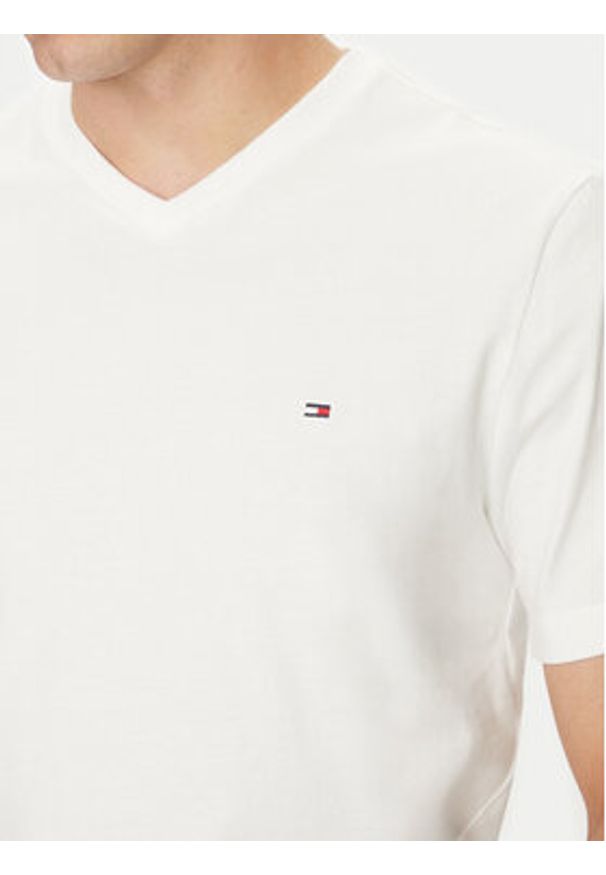 TOMMY HILFIGER - Tommy Hilfiger T-Shirt Essential V-Neck Tee MW0MW39249 Biały Regular Fit. Kolor: biały. Materiał: bawełna