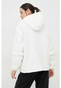 adidas Originals bluza damska kolor beżowy z kapturem gładka. Typ kołnierza: kaptur. Kolor: beżowy. Materiał: poliester. Wzór: gładki #5