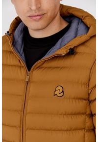 Invicta - INVICTA Brązowa kurtka puchowa z kapturem. Typ kołnierza: kaptur. Kolor: brązowy. Materiał: puch #7
