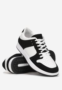 Born2be - Biało-Czarne Sneakersy Sarsana. Okazja: na co dzień. Nosek buta: okrągły. Kolor: biały. Materiał: syntetyk. Szerokość cholewki: normalna. Wzór: aplikacja, gładki. Obcas: na platformie #2
