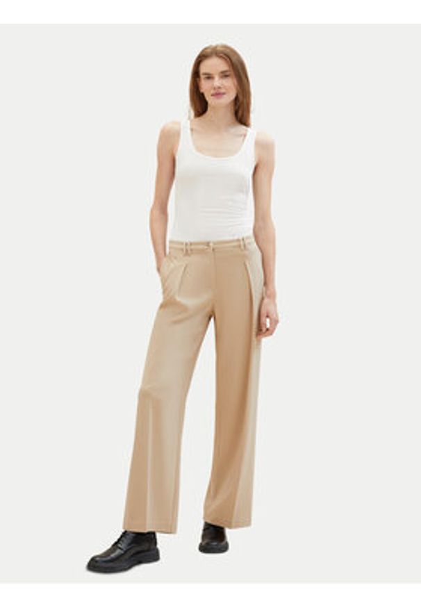 Tom Tailor Top 1040552 Biały Regular Fit. Kolor: biały. Materiał: bawełna