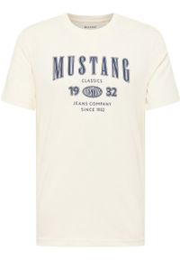 Mustang - MUSTANG AUSTIN MĘSKI T-SHIRT KOSZULKA LOGO WHISPER WHITE 1014938 2013