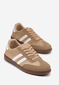 Born2be - Ciemnobeżowe Sneakersy Ozdobione Paskami Nalierre. Okazja: na co dzień. Zapięcie: pasek. Kolor: beżowy. Materiał: jeans. Wzór: aplikacja