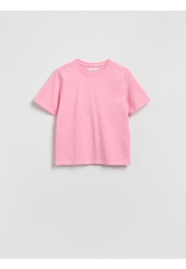 Reserved - T-shirt z efektem sprania - pastelowy róż. Kolor: różowy. Materiał: bawełna, dzianina