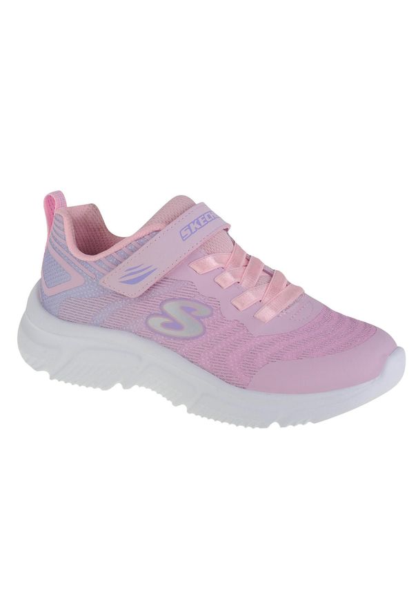 skechers - Buty do chodzenia dla dzieci Skechers GO Run 650FIERCE Flash. Zapięcie: rzepy. Kolor: różowy. Materiał: materiał, tkanina, syntetyk. Szerokość cholewki: normalna. Sport: bieganie, turystyka piesza