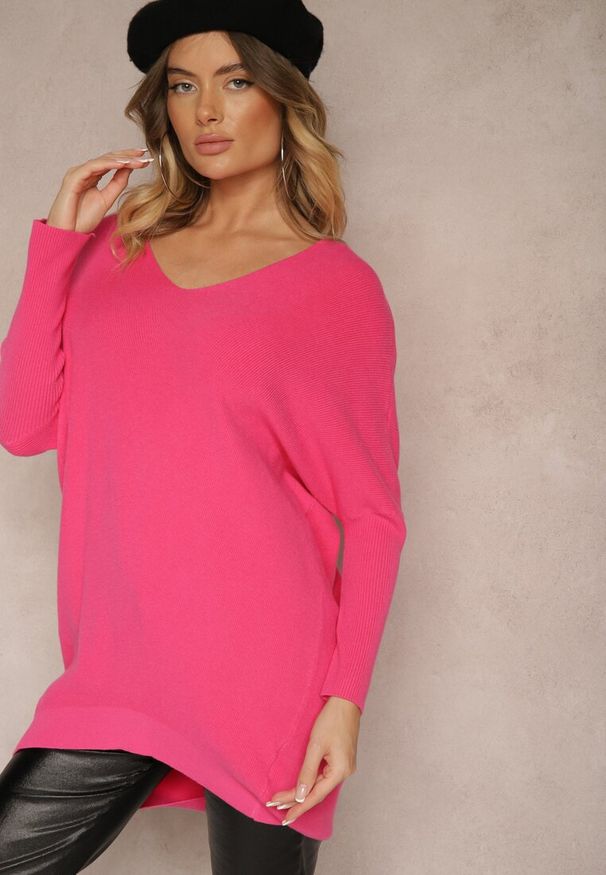 Renee - Fuksjowy Sweter z Modalem i Wiskozą Ozdobiony Koronką Zinnorela. Okazja: do pracy, na spotkanie biznesowe. Kolor: różowy. Materiał: koronka, wiskoza. Wzór: koronka, aplikacja. Styl: biznesowy, elegancki