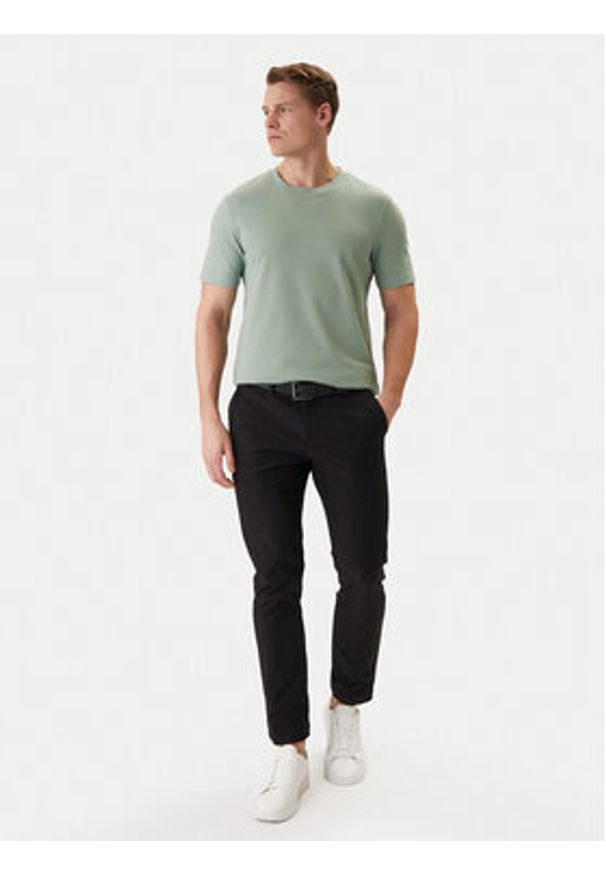 BOSS T-Shirt Tiburt 240 50452680 Zielony Regular Fit. Kolor: zielony. Materiał: bawełna