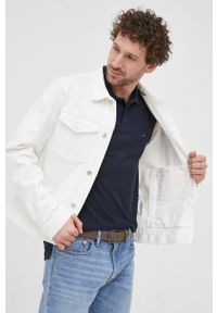 TOMMY HILFIGER - Tommy Hilfiger kurtka jeansowa męska kolor biały przejściowa. Okazja: na co dzień. Kolor: biały. Materiał: jeans. Styl: casual #5