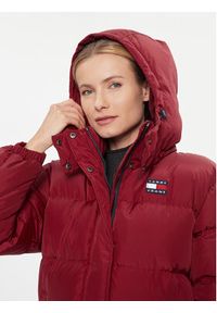 Tommy Jeans Płaszcz zimowy Alaska DW0DW14287 Czerwony Regular Fit. Kolor: czerwony. Materiał: syntetyk. Sezon: zima #6