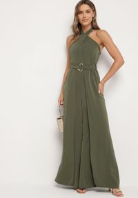 Born2be - Zielony Koktajlowy Kombinezon Wiązany na Szyję z Paskiem Melafela. Okazja: na imprezę. Kolor: zielony. Materiał: materiał. Styl: wizytowy #1