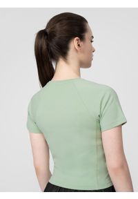 4f - T-shirt crop-top gładki damski. Kolor: zielony. Materiał: bawełna, elastan. Długość rękawa: raglanowy rękaw. Wzór: gładki #2