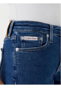 Calvin Klein Jeans Szorty jeansowe J20J225160 Granatowy Regular Fit. Kolor: niebieski. Materiał: bawełna #4