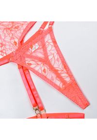 Intica - Komplet bielizny z haftem na romantyczne wieczory Heejeong. Kolor: pomarańczowy. Materiał: materiał. Wzór: haft #2