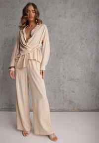 Renee - Beżowy Komplet z Wiskozy Spodnie Szerokie i Koszula z Ozdobnym Materiałem Airial. Kolor: beżowy. Materiał: wiskoza, materiał #4