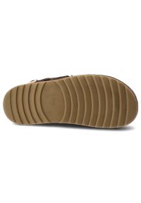 Sandały damskie Artiker, cholewka ze skóry naturalnej zamszowej wsuwany fason z paskiem wokół pięty, brązowe, 58C0331. Zapięcie: pasek. Kolor: brązowy. Materiał: skóra, zamsz #7