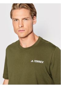 Adidas - adidas T-Shirt Terrex Mountain Graphic HE1768 Zielony Regular Fit. Kolor: zielony. Materiał: bawełna #3